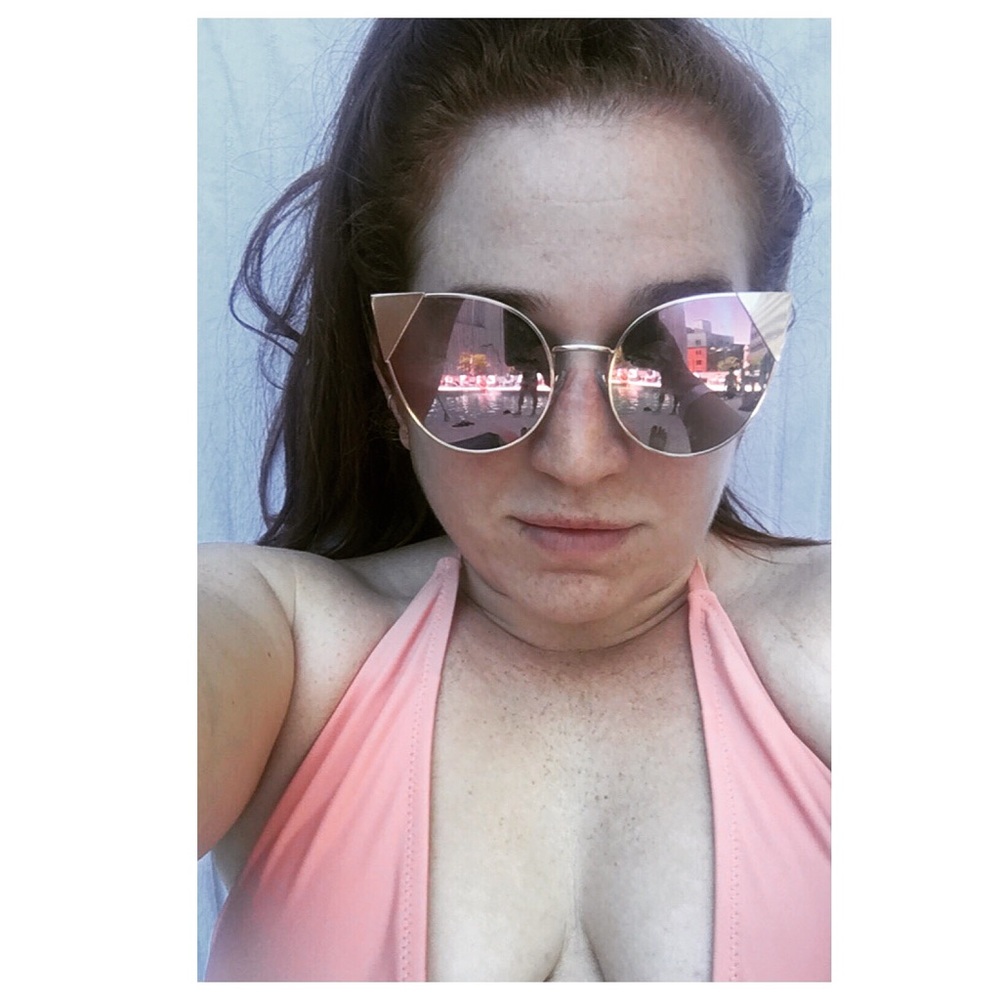 Meet your Posher, Jennifer